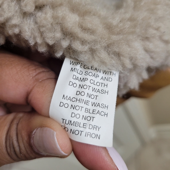 EUC Mens Vegan Shearling Jacket - Picture 6 of 6